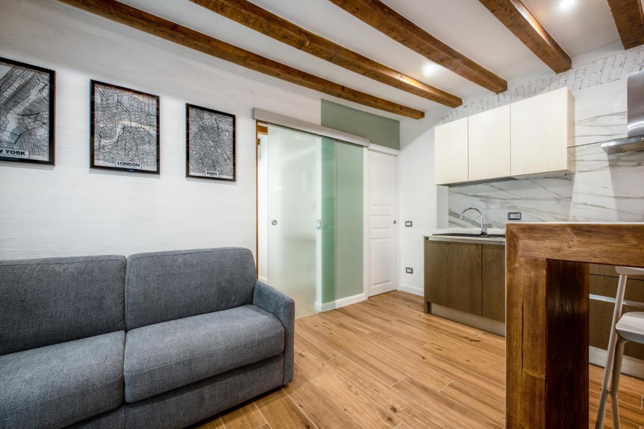 Elegant In Center Apartment Mailand