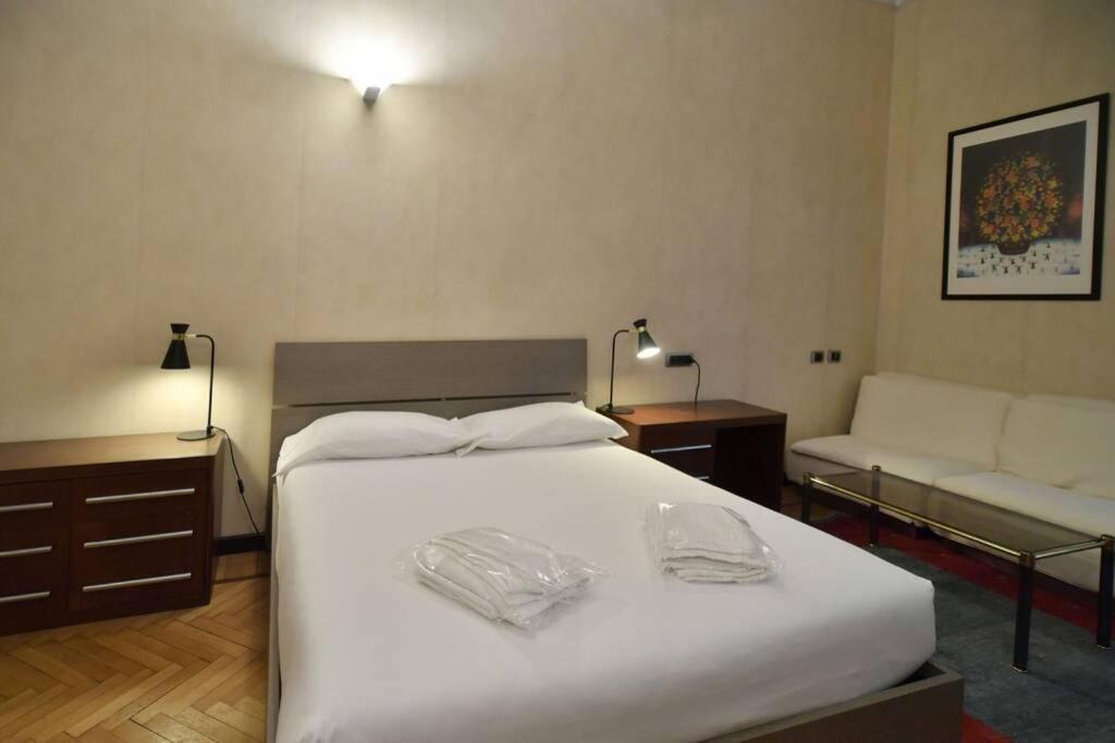 Ampio Centro Crocetta Apartment