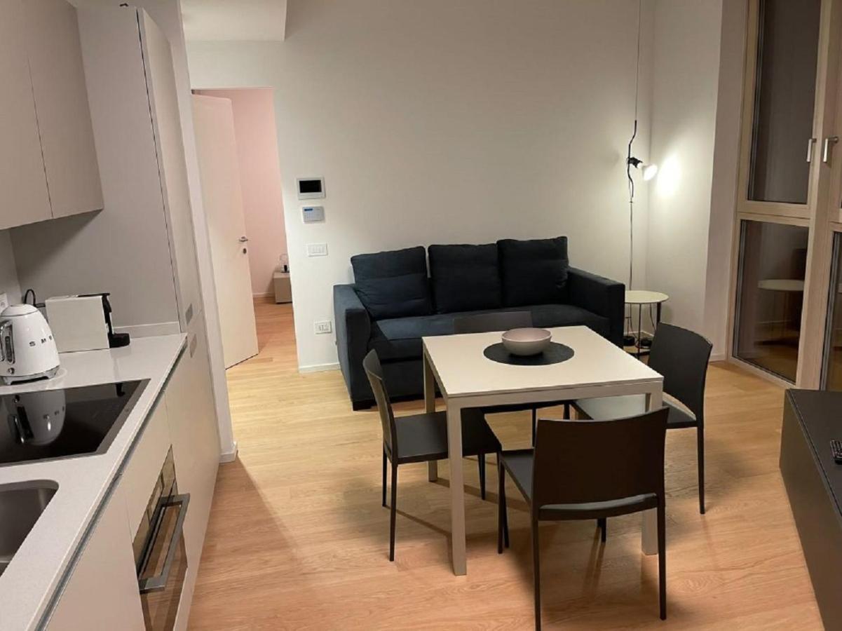 Number House - Number 10 Apartment *