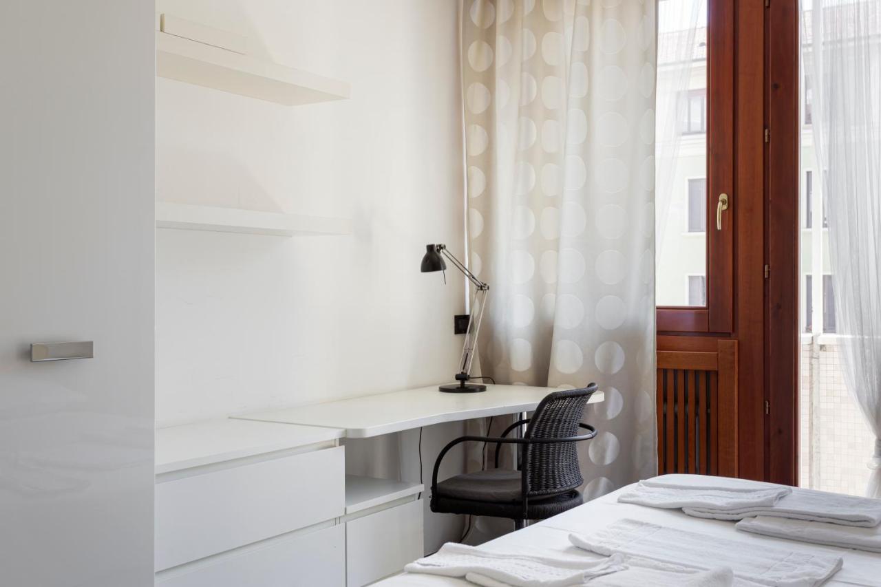 Beautiful Next To Sempione And Life - Viale Teodorico Apartment Mailand