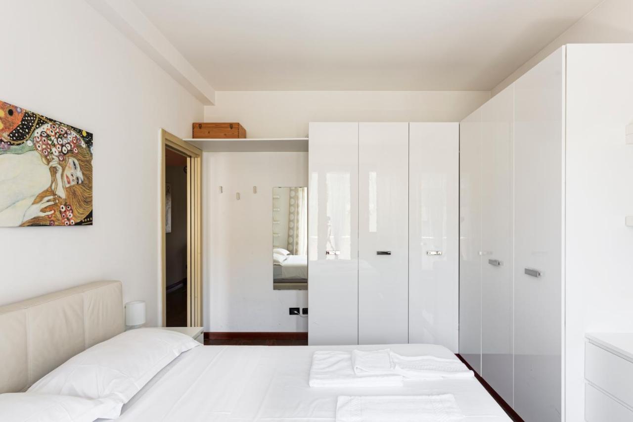 Beautiful Next To Sempione And Life - Viale Teodorico Apartment Mailand