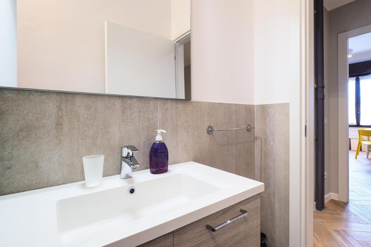 Apartment Ferrante Aporti Flats