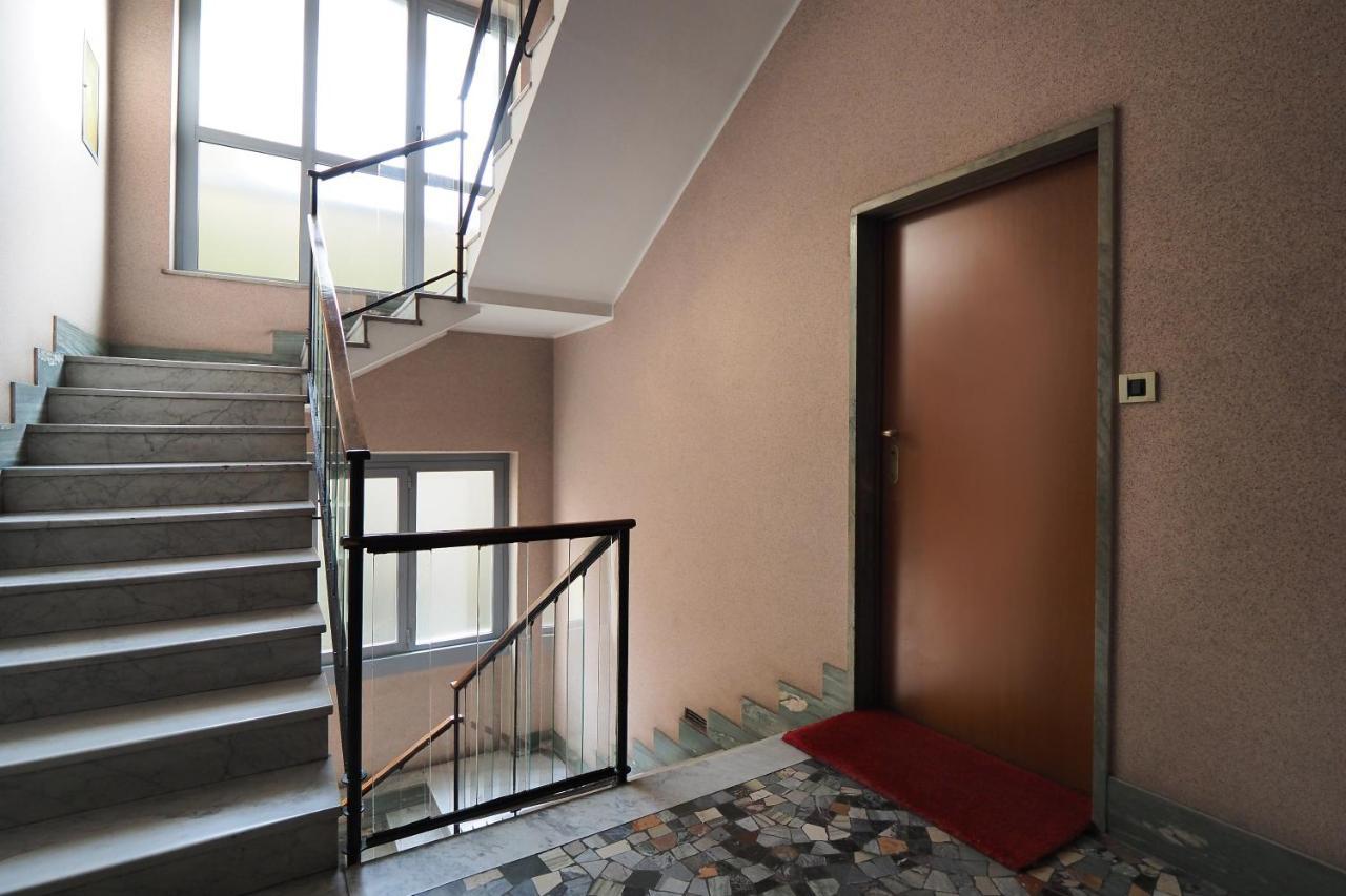 Apartment Ferrante Aporti Flats Mailand