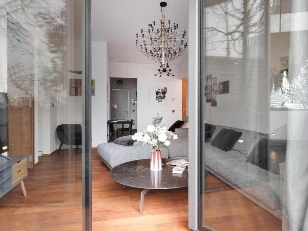 Castillia, Bosco Verticale Apartment *