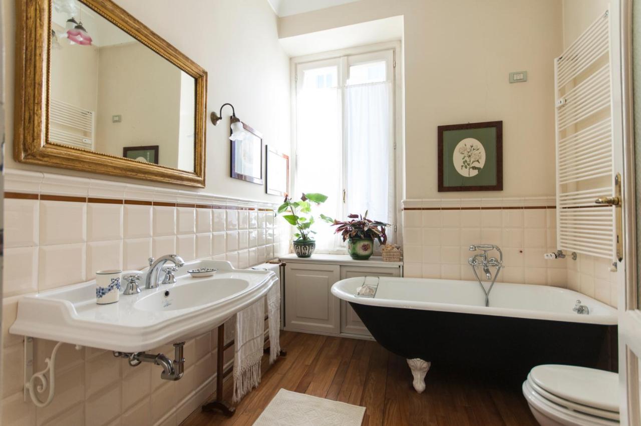 Apartment Sophisticated Near Duomo