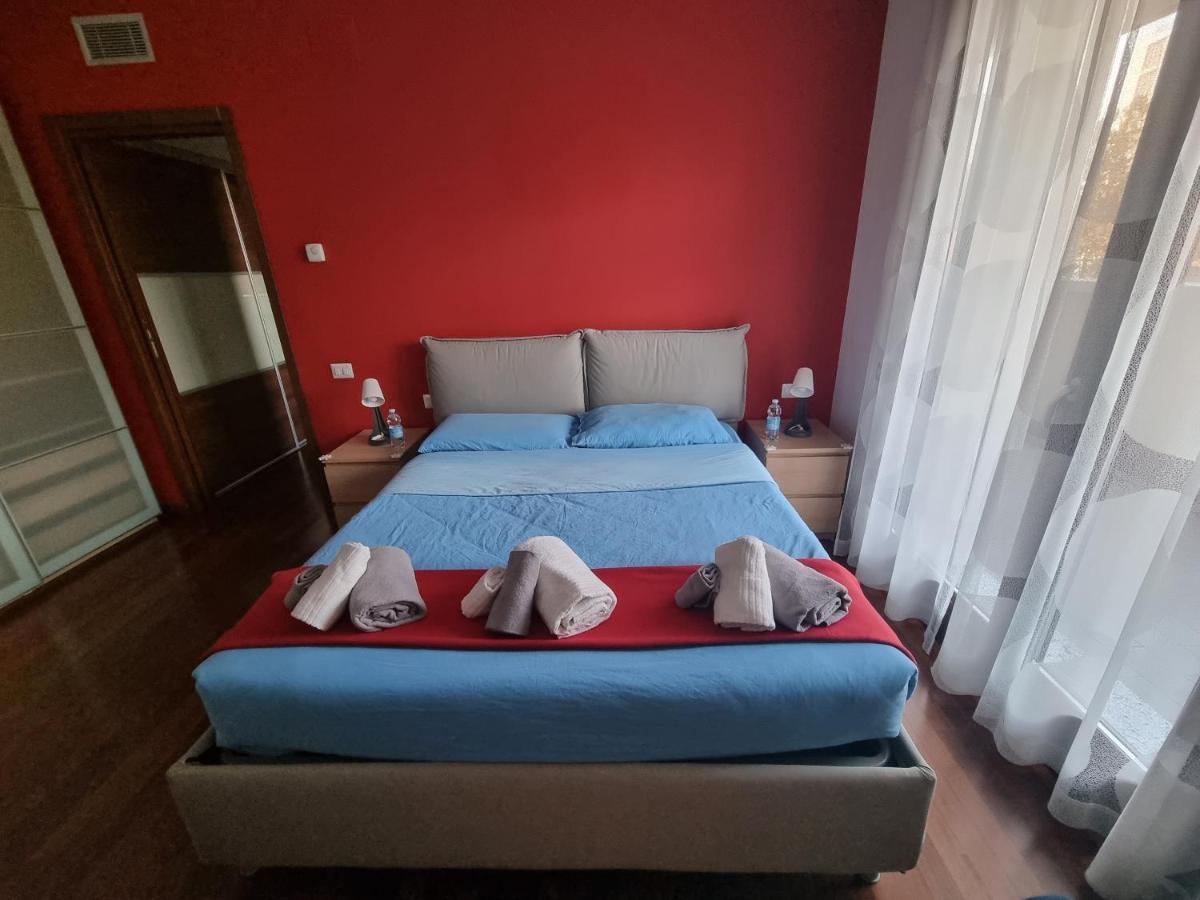 Ama Intero Bicocca Zona 9 * Milan