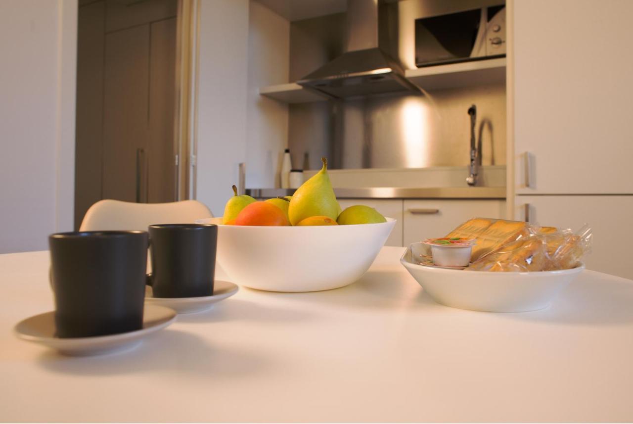 Bnbutler - Bergonzoli - Modern And Bright Near Station Apartment Mailand