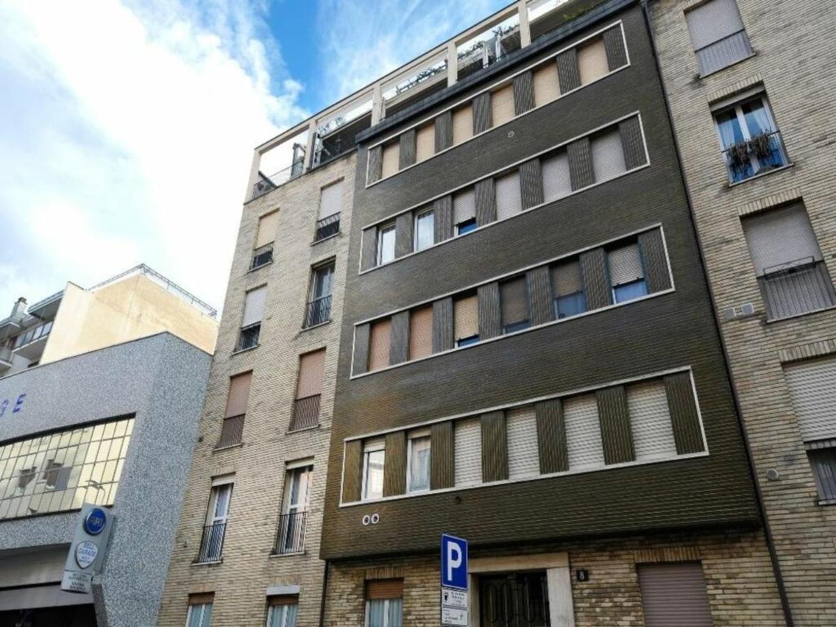 Poggibonsi By Halldis Apartment Mailand