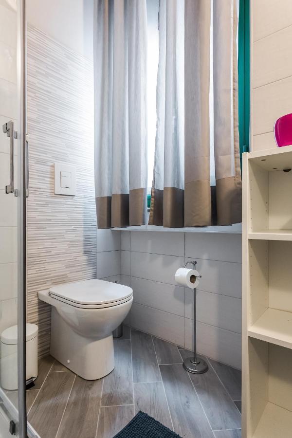 Cozy And Warm 1 Bedroom - Via Sapeto Apartment *