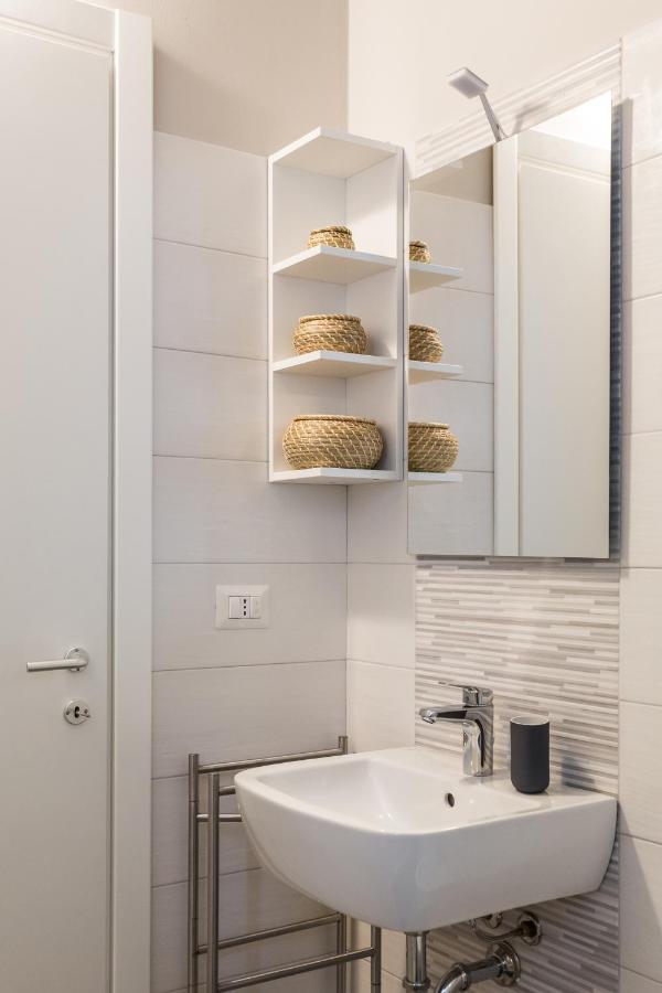 Cozy And Warm 1 Bedroom - Via Sapeto * Milan