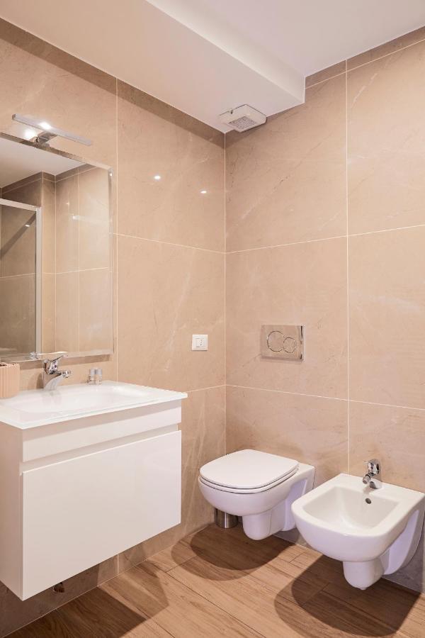 Apartamento Prestige Boutique Homes - Duomo 2 Milão