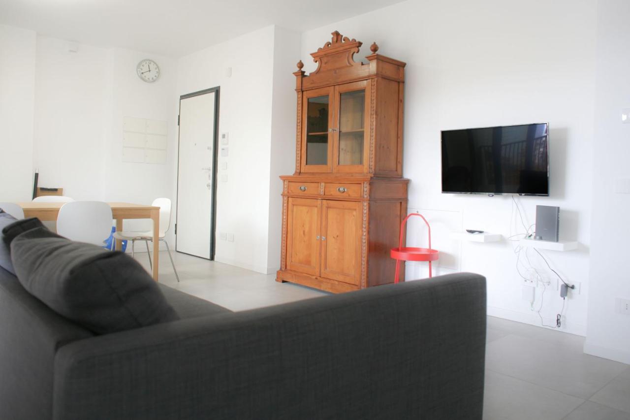 Bnbutler - Govone - Ampio E Luminoso Con Terrazza * Mailand