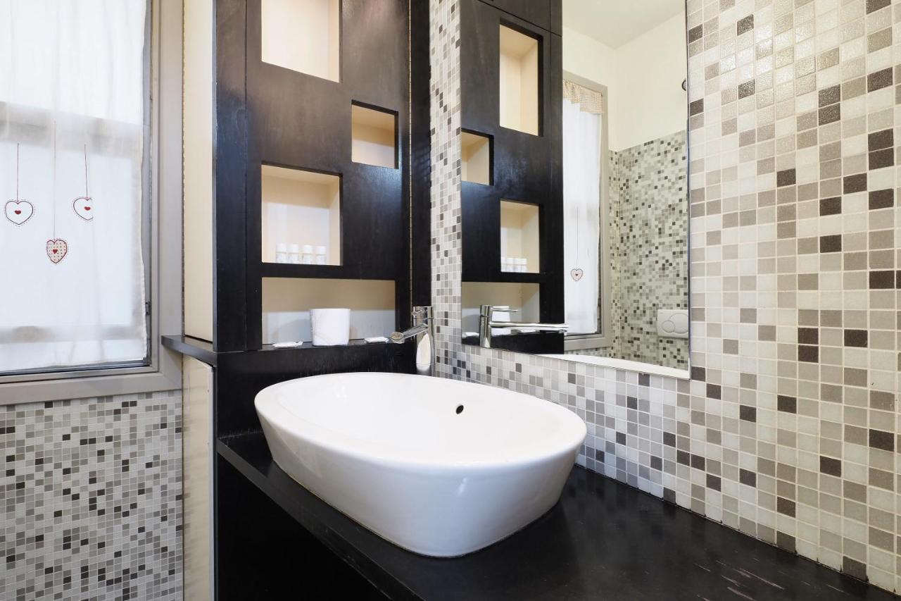 Apartment Mila Alessi Mailand