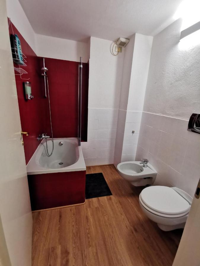 Navigli Area- New Loft Fully Equipped 5 Pax *