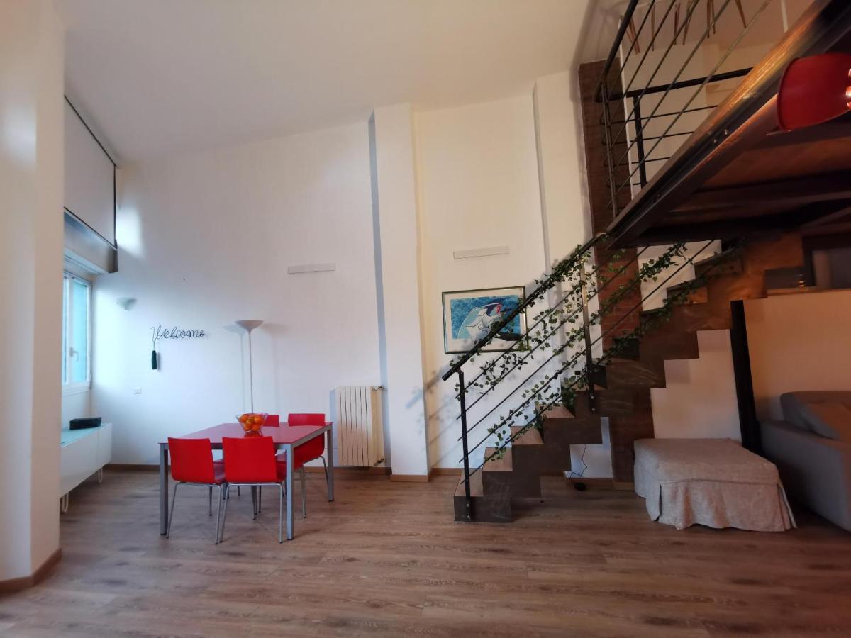 Navigli Area- New Loft Fully Equipped 5 Pax * Mailand