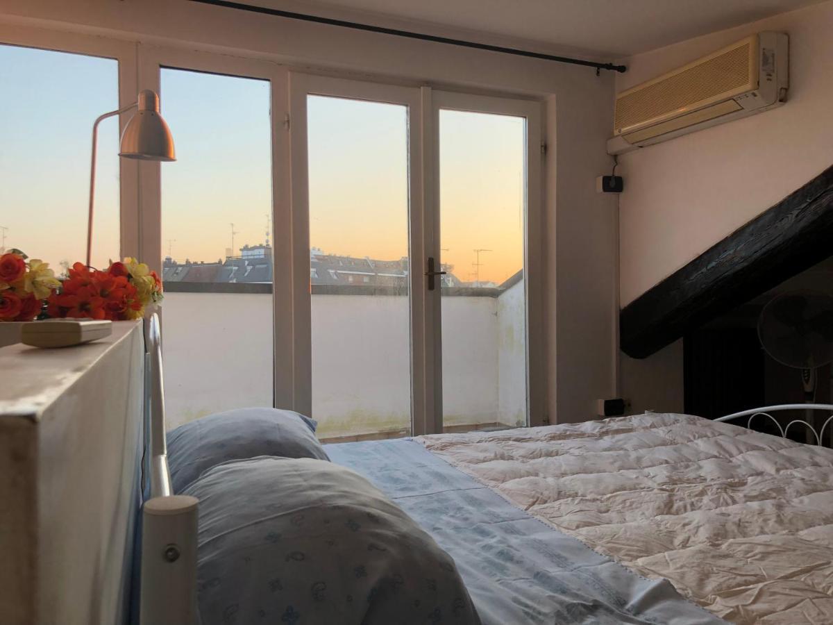 Apartment Charming 1-bed In Mailand