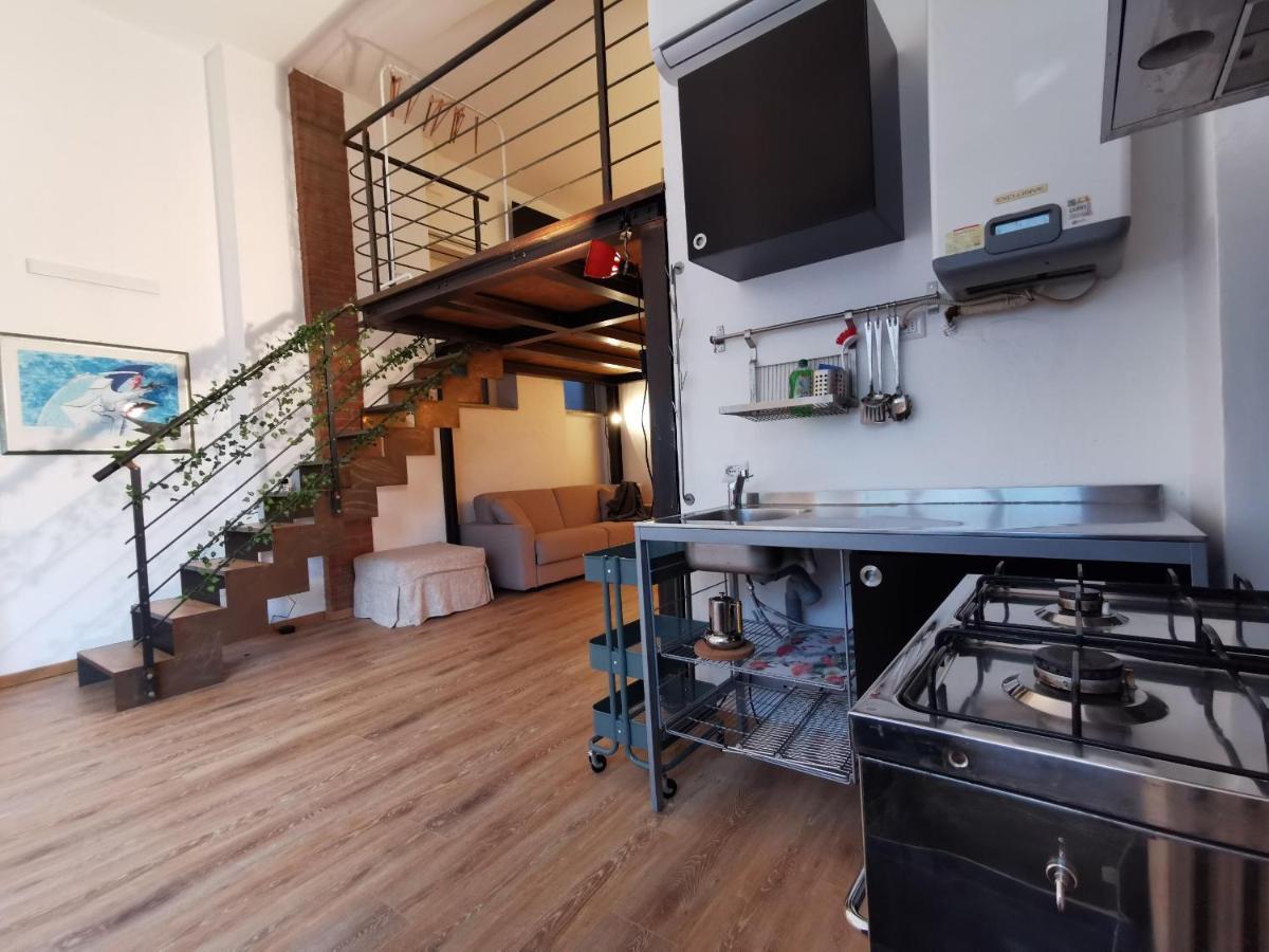 Apartment Navigli Area- New Loft Fully Equipped 5 Pax *