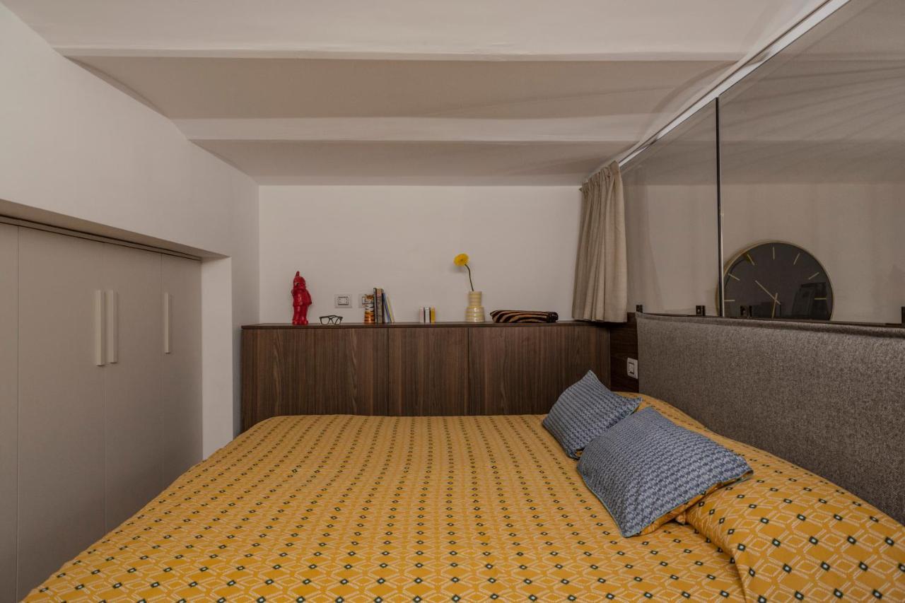 Apartment Minimal Loft In Centro A Mailand