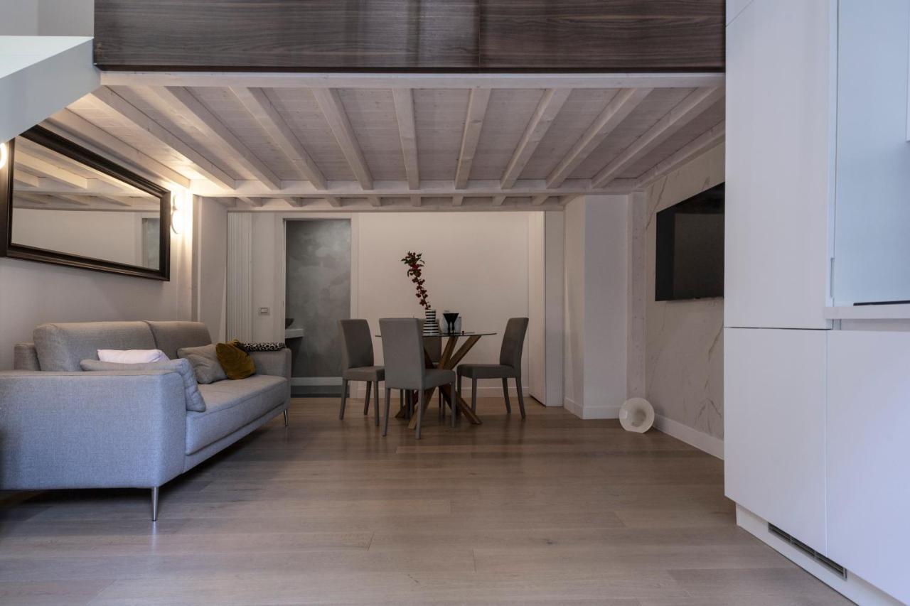 Minimal Loft In Centro A *