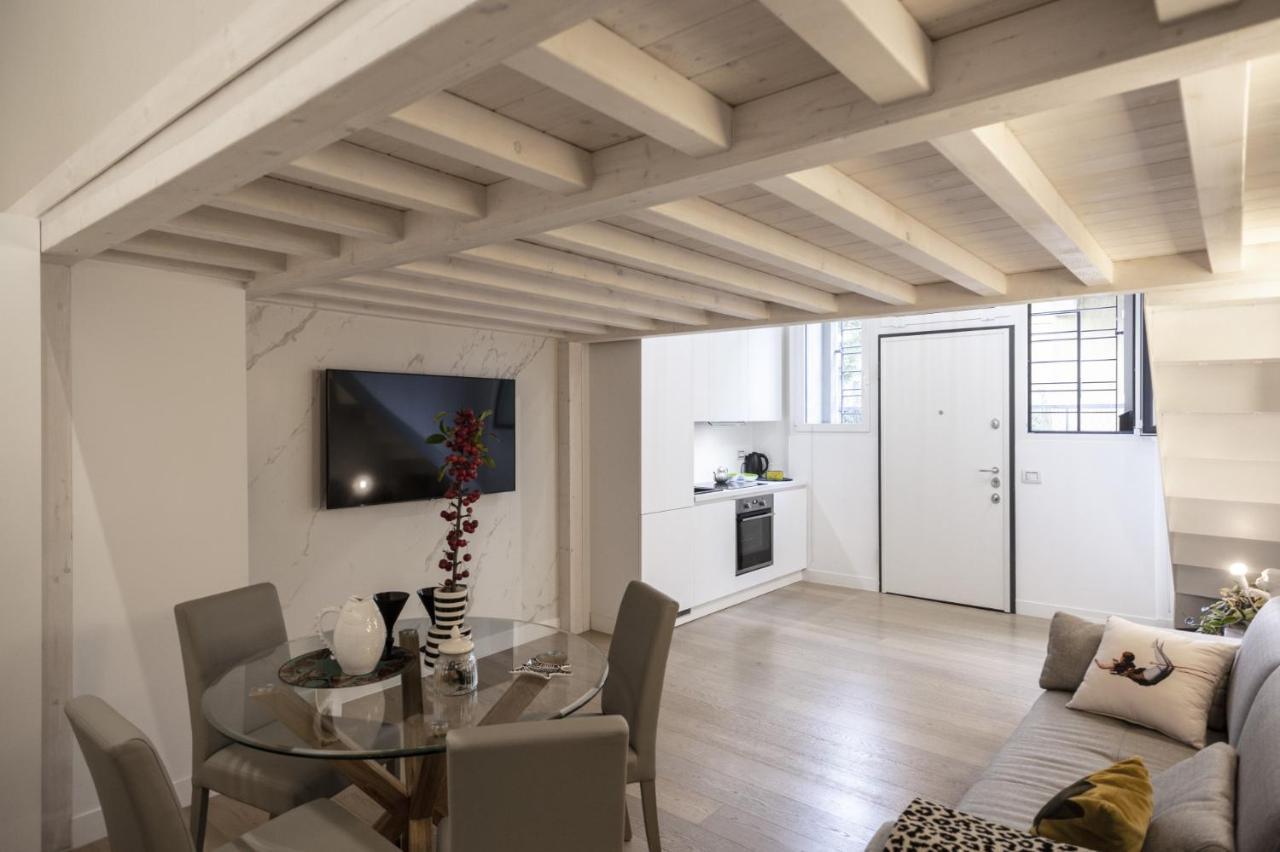 Minimal Loft In Centro A Apartment *