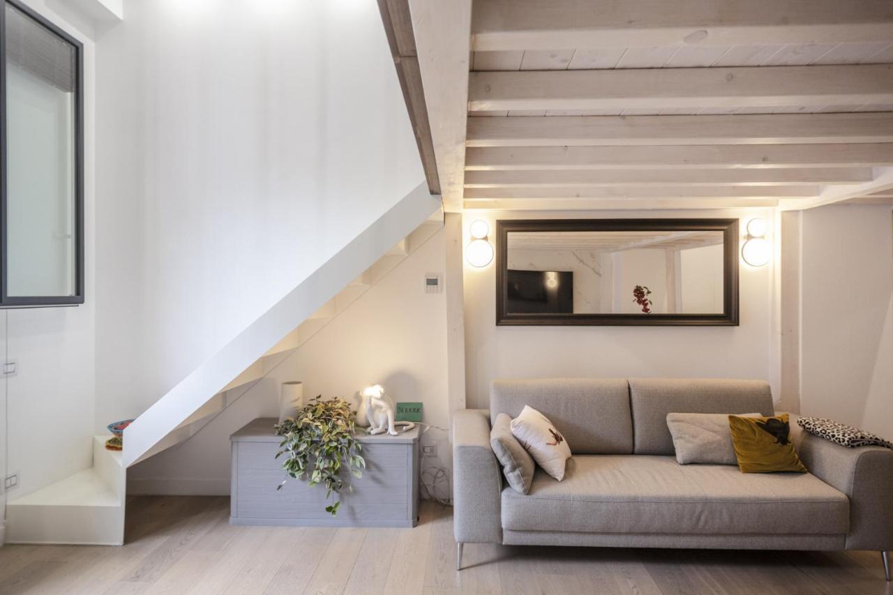 Apartment Minimal Loft In Centro A