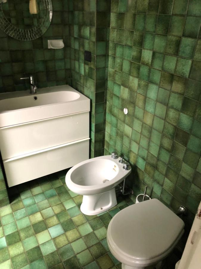 Charming 1-bed In Apartment *