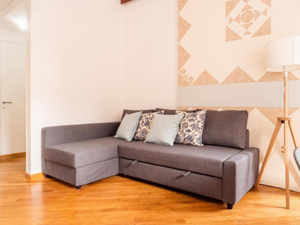 Apartment The Rent - Two-bedroom In Maciachini District *