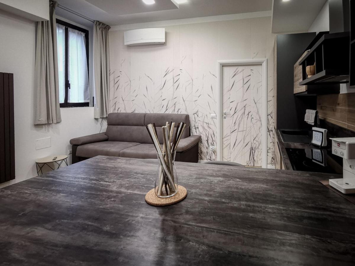 Apartamento L Arche Comfort & Relax Brown Di Via Varesina Milão