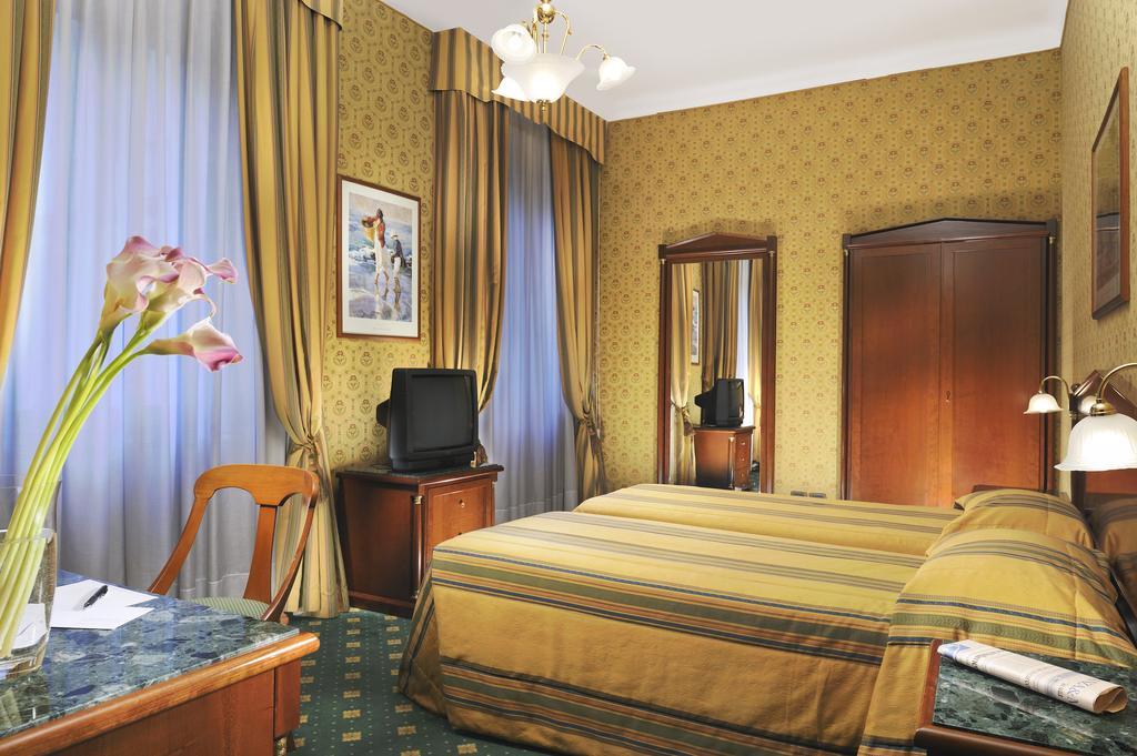 Grand Plaza Hotel
