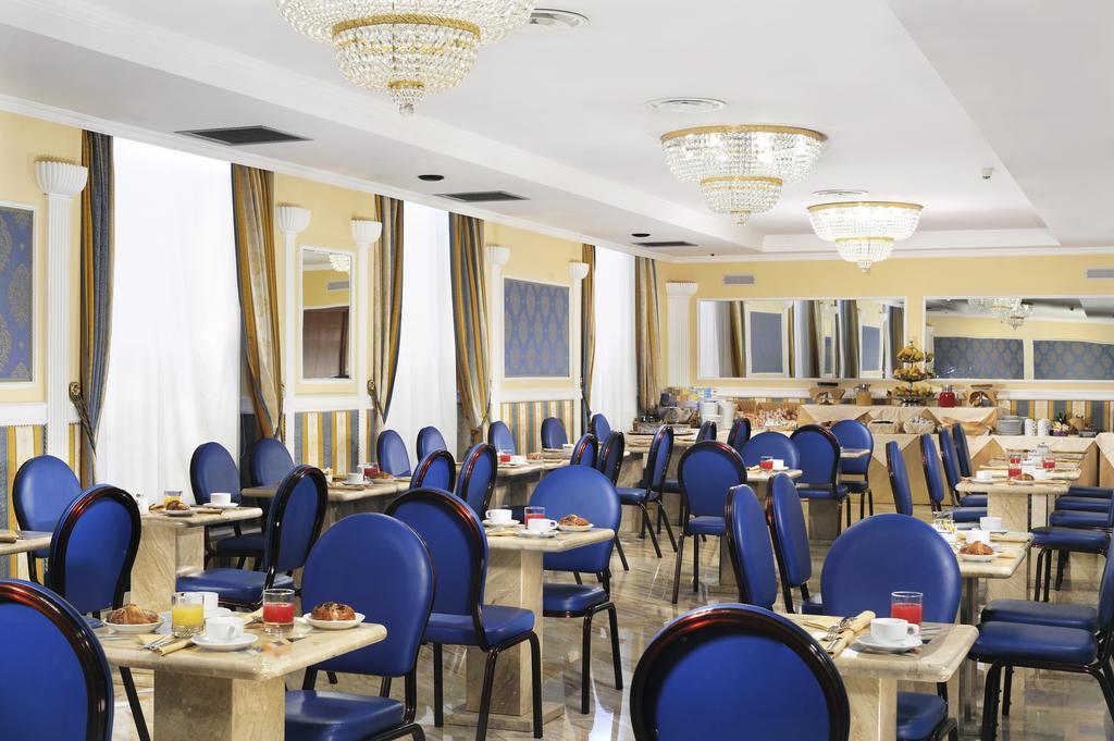 Hotel Grand Plaza 4*
