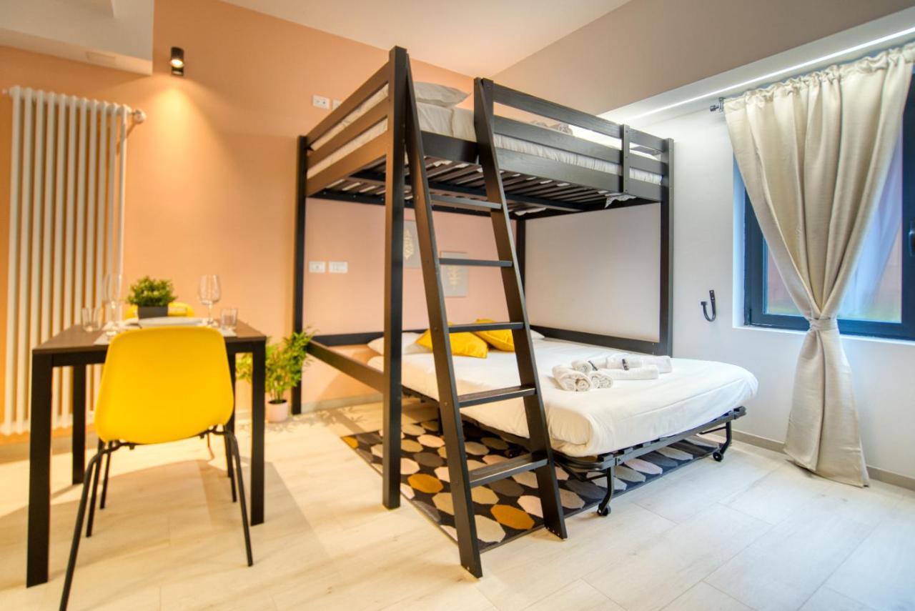 Suzzani 273 Apartamento Milão