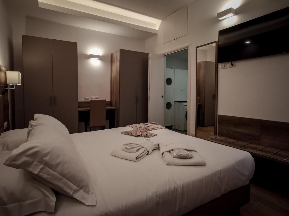 L Arche Comfort & Relax Brown Di Via Varesina Apartamento *