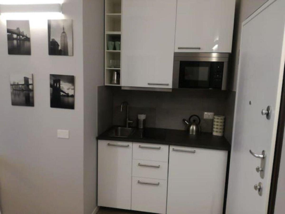 Metro Stazione Centrale / Repubblica Apartamento Milão