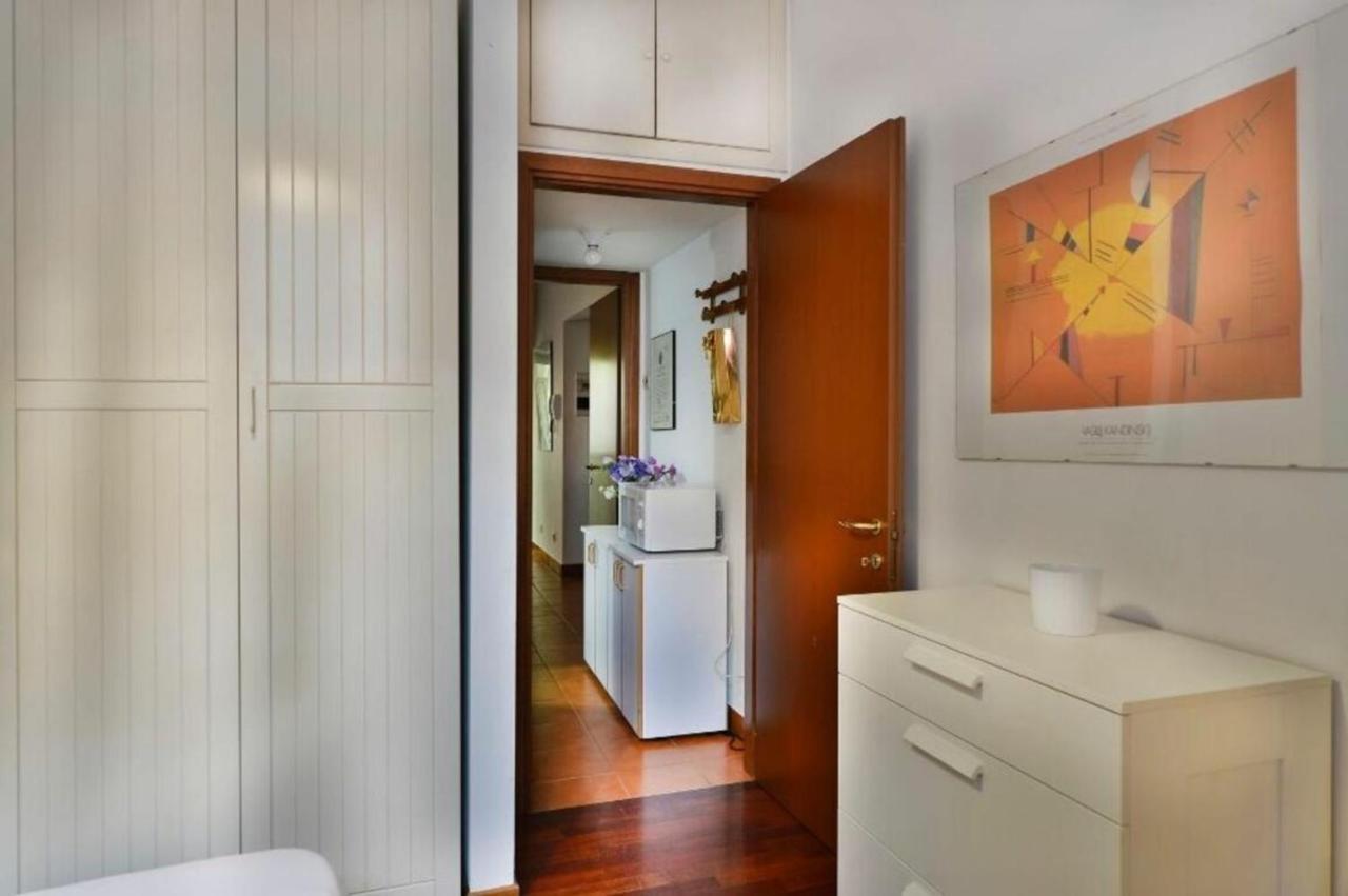 By Halldis Apartment Mailand