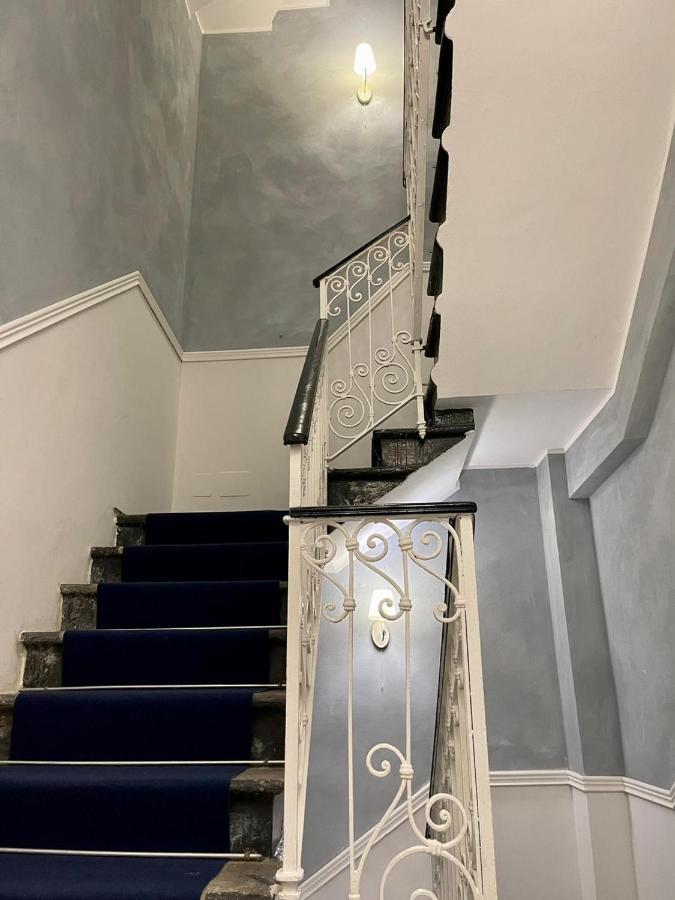 Giovanna Hotel *