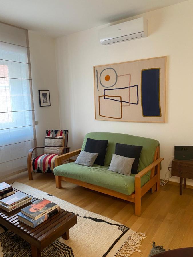 Apartment Salasco 20 - Bocconi Porta Romana Unique And Stylish Apartment!