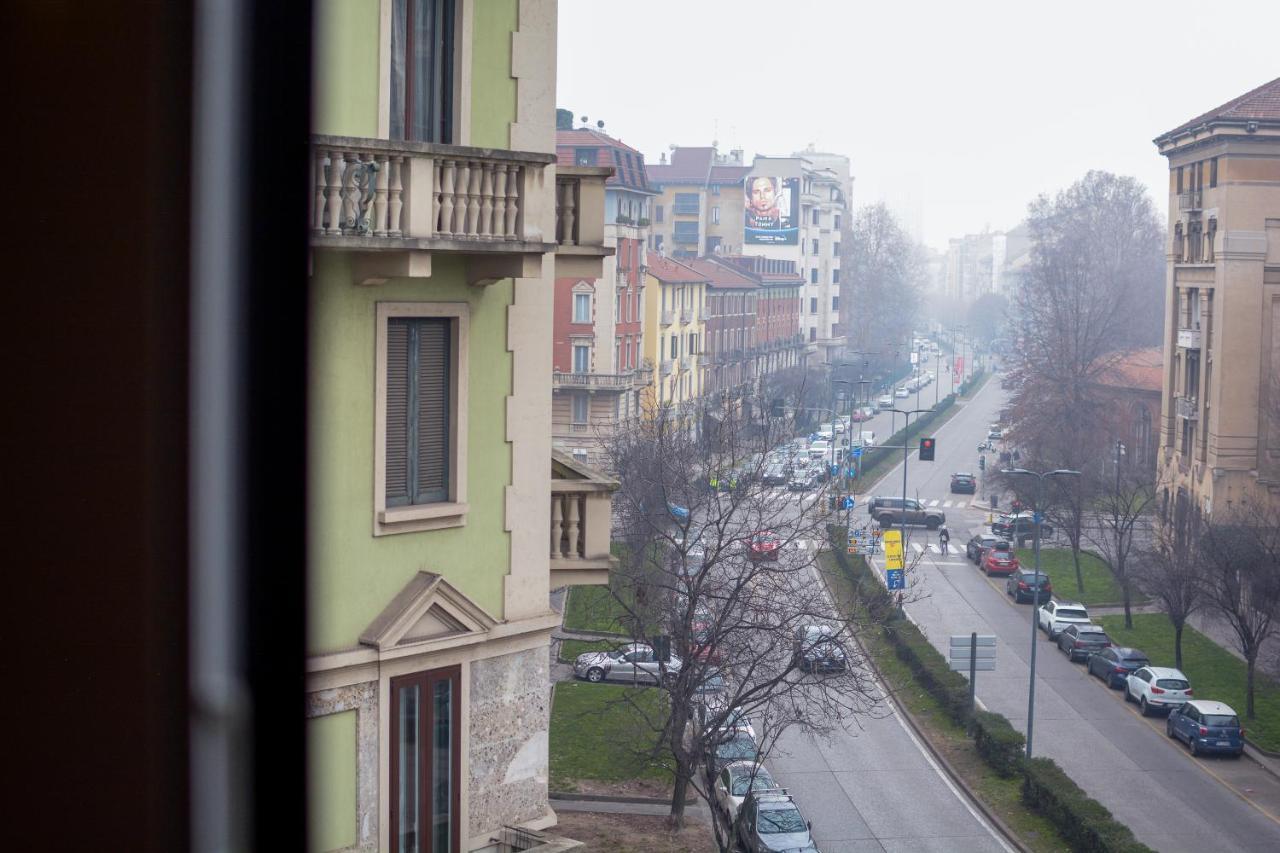 Montenero Flat - Elegant, Modern & Comfortable Apartment Milan