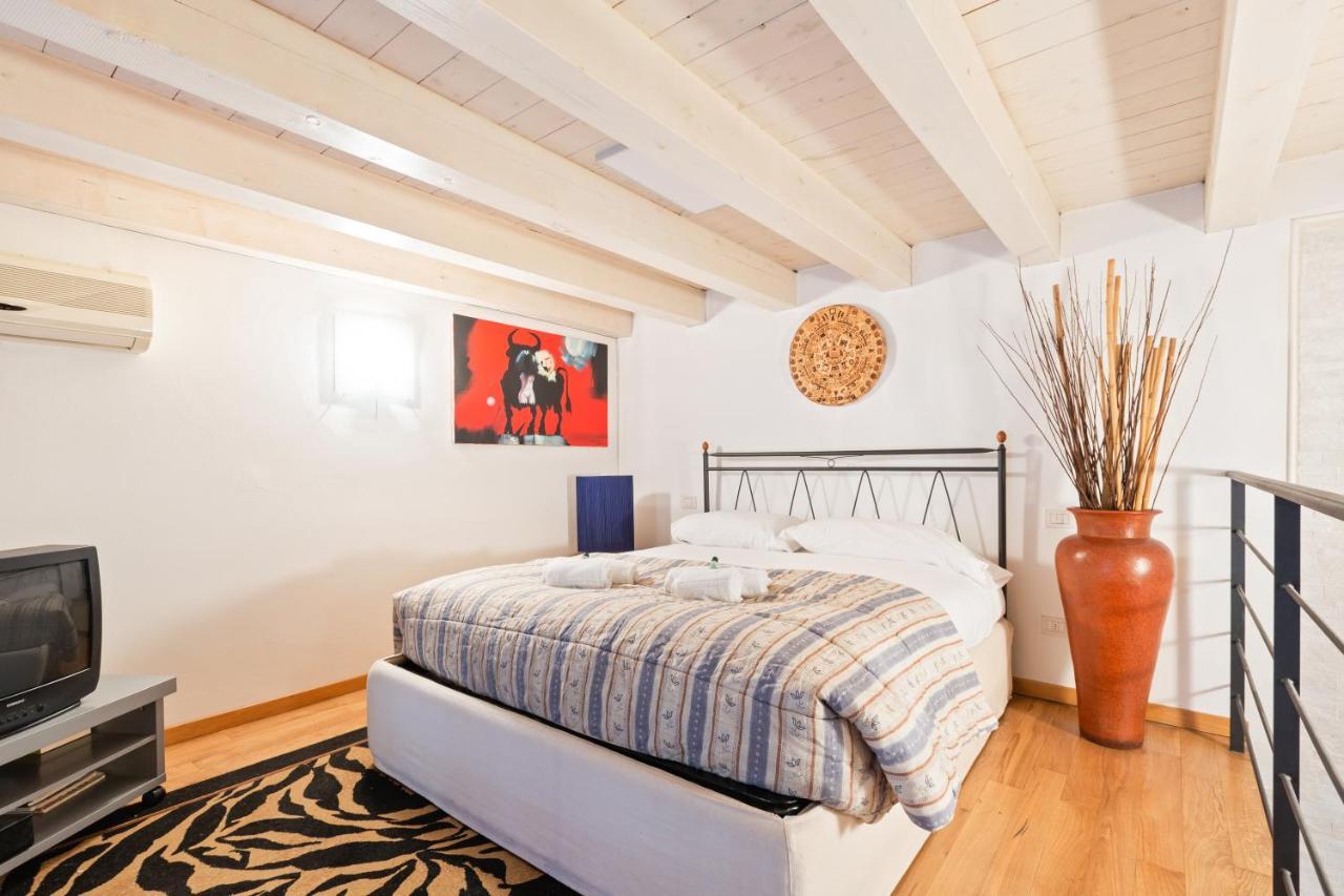 Loft Di Design Porta Romana/corso Lodi Apartment