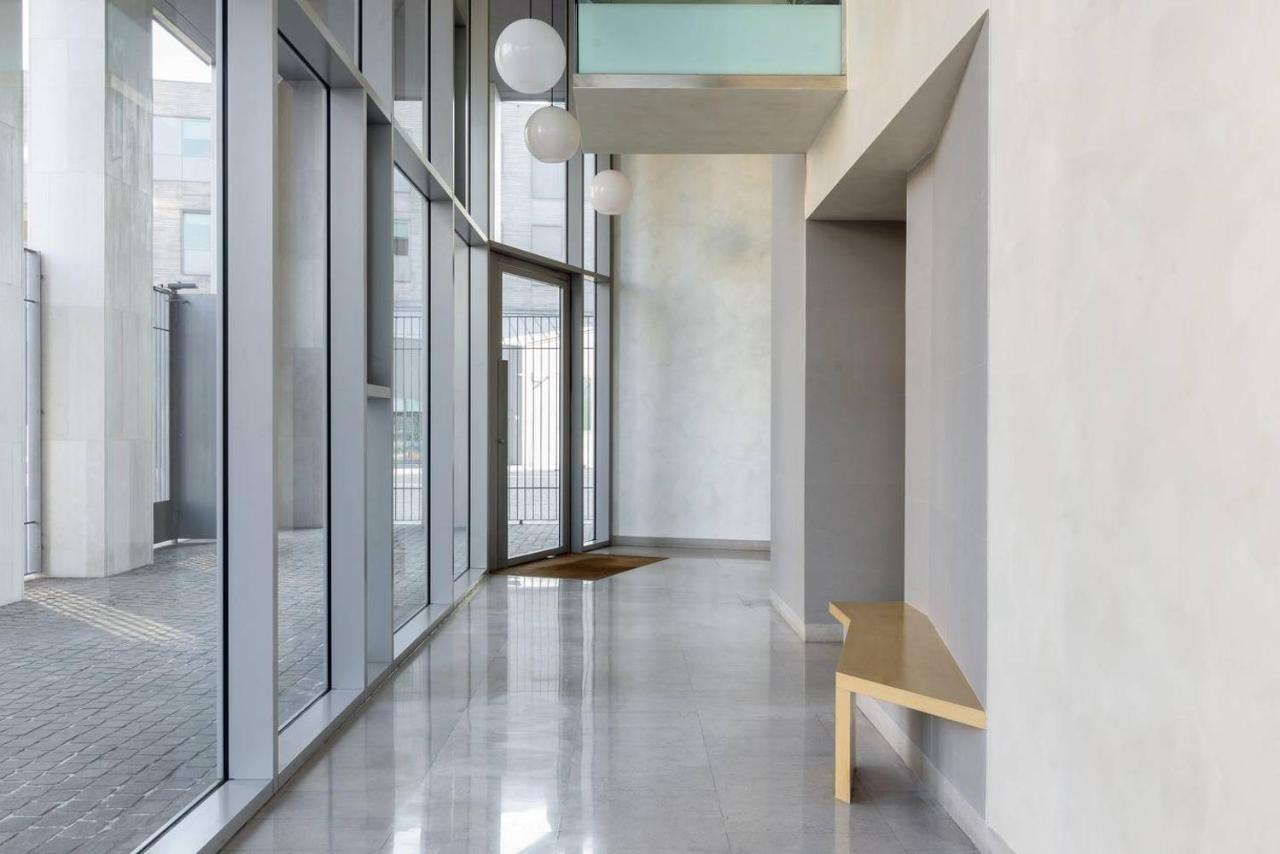 Fiera Milanocity View With Terrace Next To Shopping Mall * Milan