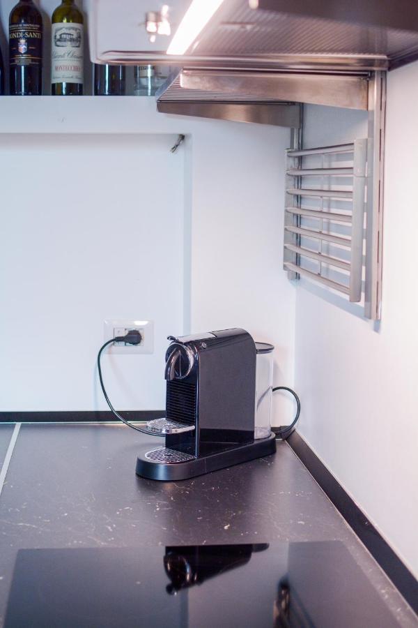 Apartment Montenero Flat - Elegant, Modern & Comfortable Milan