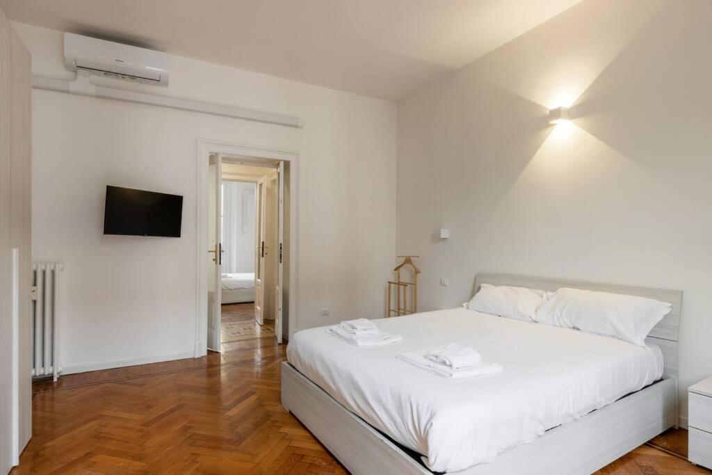 Spacious In Design District By Easylife * Mailand