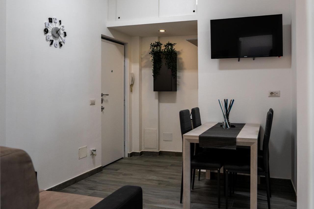 Apartamento L'arche Lodovico Il Moro - House On The Navigli River