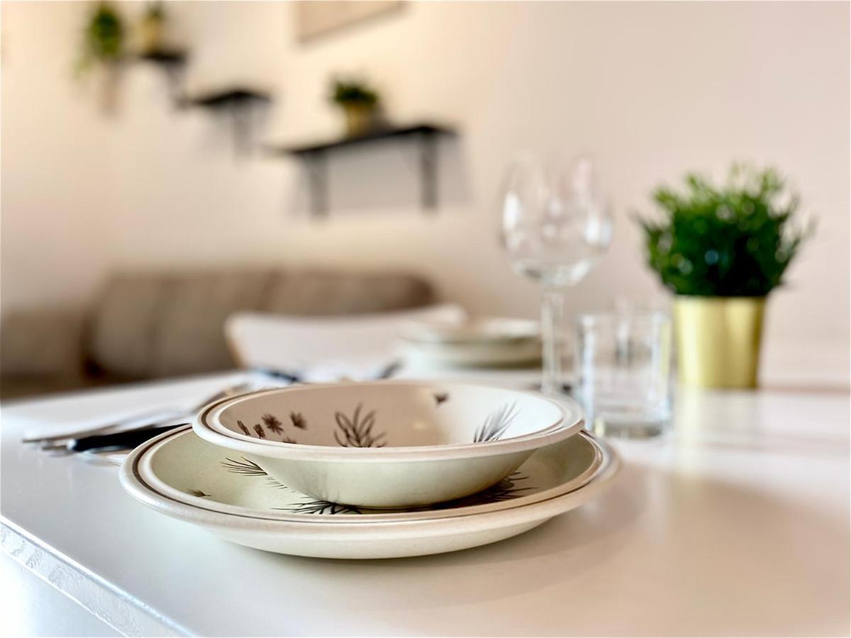 15 Minuti Dall'istituto Ortopedico Galeazzi - Silenzioso Con Cucina, Wifi E Netflix Apartment Mailand