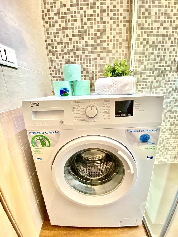 Apartment 15 Minuti Dall'istituto Ortopedico Galeazzi - Silenzioso Con Cucina, Wifi E Netflix