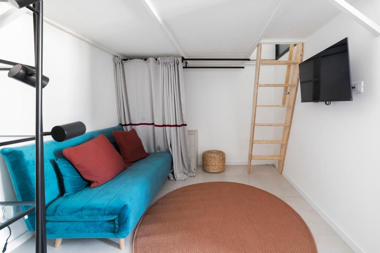 Apartment Naviglio Pavese Milan