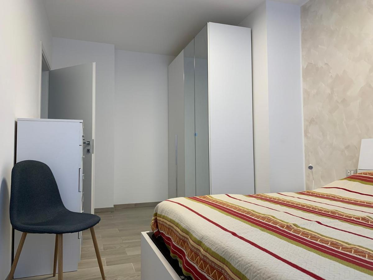 Trilocale In Zona Bocconi/navigli Apartment *
