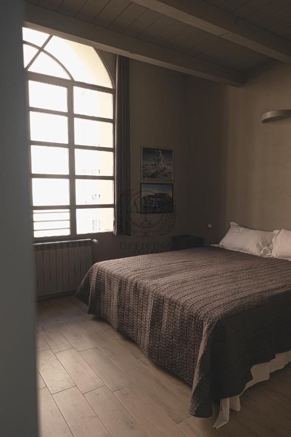 Officina - , Navigli, Bocconi, Movida, Porta Ticinese Mailand
