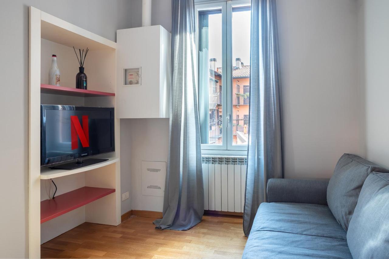 Apartment Navigli-duomo With Netflix+wifi Milan
