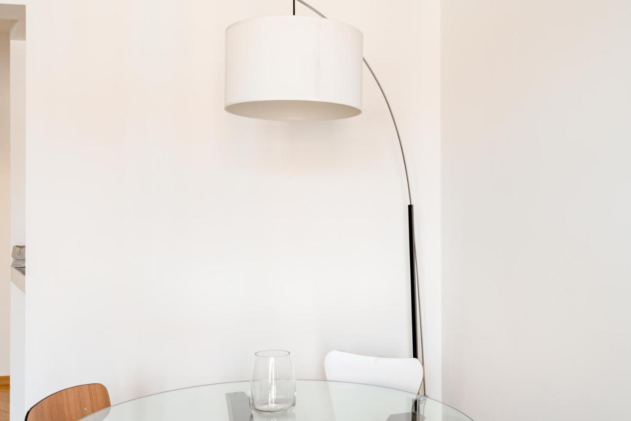 Elegante Bilocale In Zona Tortona Apartment