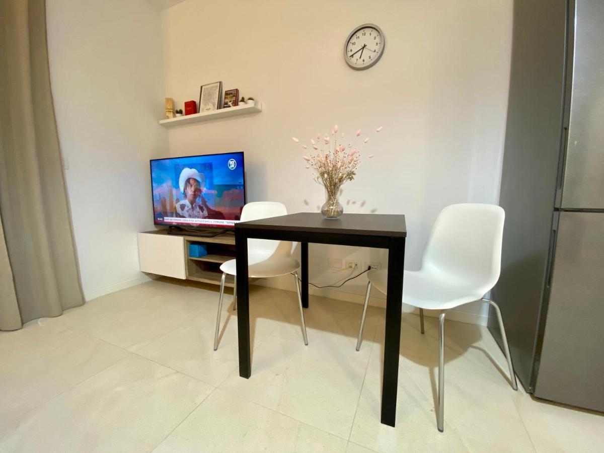 Apartment East Uptown High Tech Studio Milan